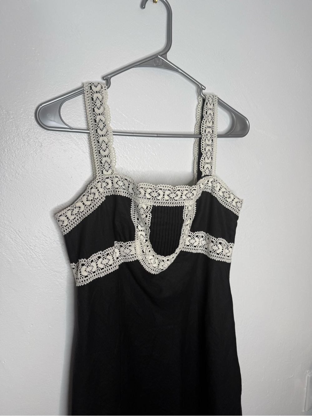 Ann Taylor LOFT Black Linen Crochet Lace Trim Mini Dress Size 4 Cottagecore - Picture 3 of 11